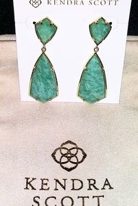 Kendra Scott Carey Earrings in Amazonite